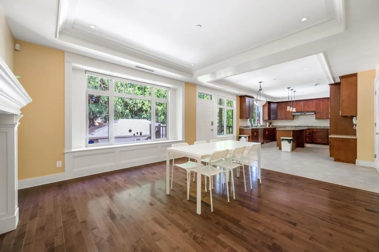 Guest house Luxurious Dream House Hotel Vancouver